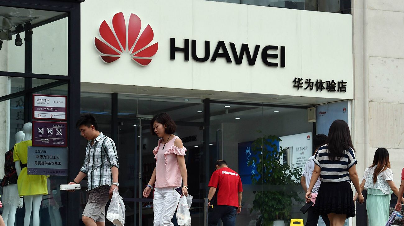 Detuvieron a directiva de Huawei por presunta violación de sanciones de EE.UU. contra Irán