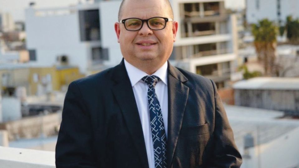 Dr. Carlos Zimerman