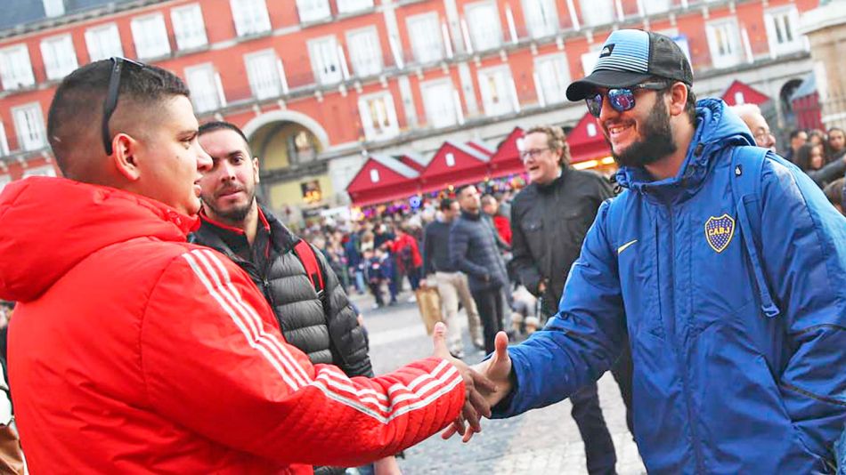 20181208_hinchas_madrid_ap_g.jpg