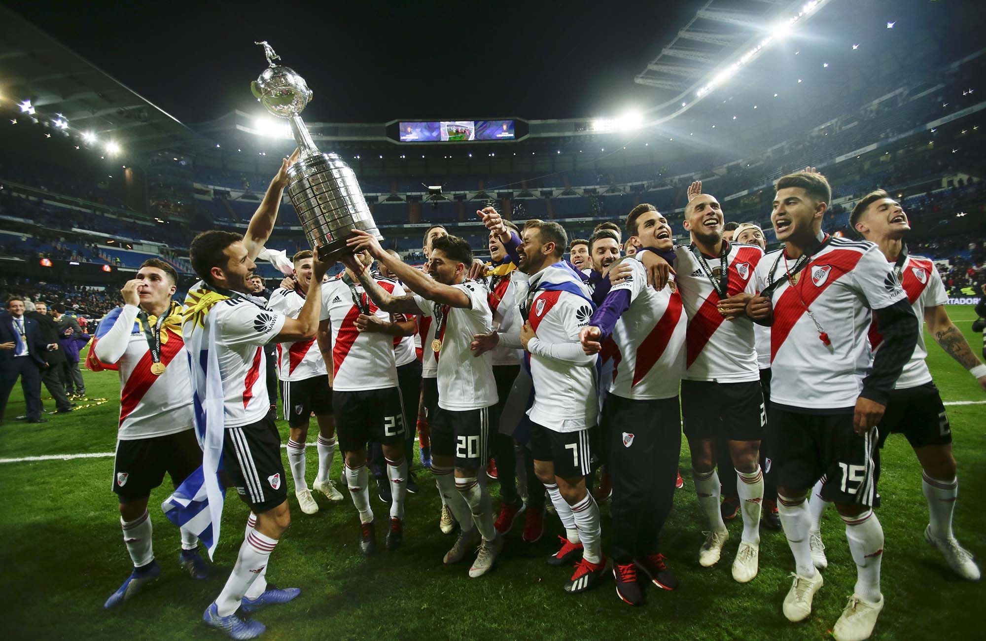 En una histórica final ante Boca, River se consagró campeón de América en Madrid