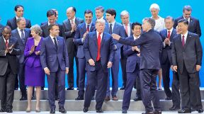 20181209_macri_mujeres_g20_afp_g.jpg