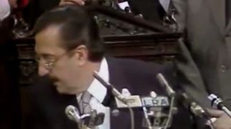 Alfonsín pidiendo agua 10122018