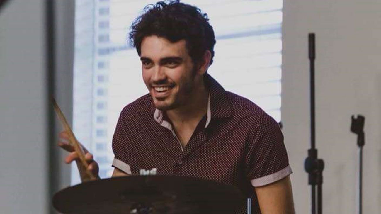 Johan Medina, baterista.