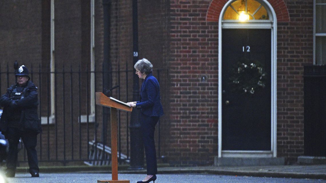 Prime Minister Theresa May makes a statement in Downing Street, London, confirming there will be a vote of confidence in her leadership of the Conservative Party.