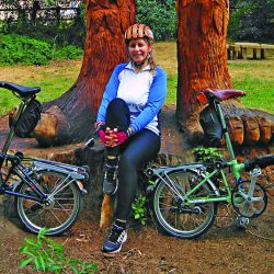 Una experimentada pareja partió desde Londres para recorrer las ciclovías del Reino Unido. Por qué eligieron este tipo de bicis.