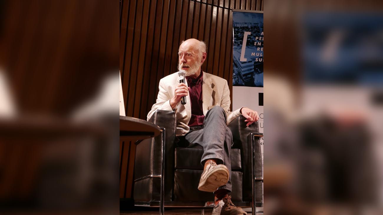 En la sala Jorge Luís Borges de la biblioteca Nacional Mariano Moreno, Jorge Fontevecchia entrevistó a James Neilson y Horacio Verbitsky en el marco de la presentación de su nuevo libro 