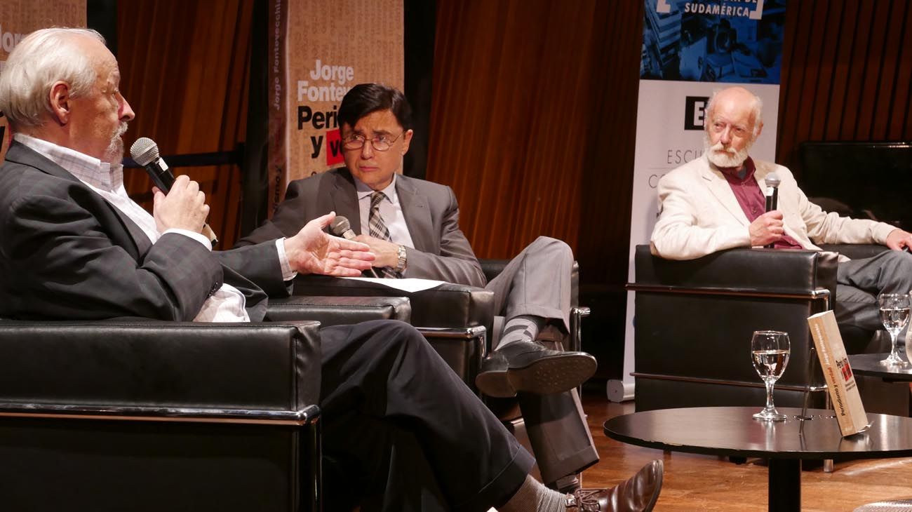 En la sala Jorge Luís Borges de la biblioteca Nacional Mariano Moreno, Jorge Fontevecchia entrevistó a James Neilson y Horacio Verbitsky en el marco de la presentación de su nuevo libro 