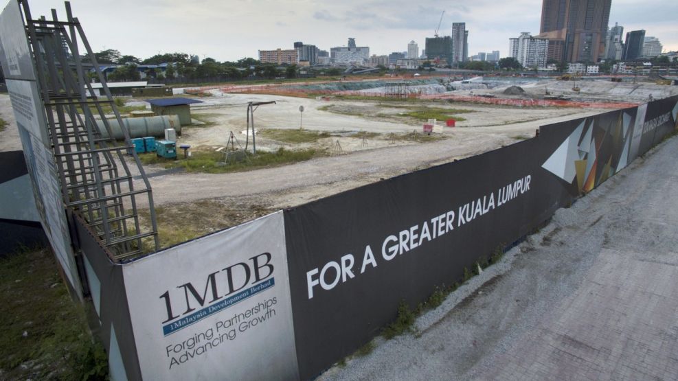 Singapore Police Are Said to Examine Goldman Role in 1MDB Deals