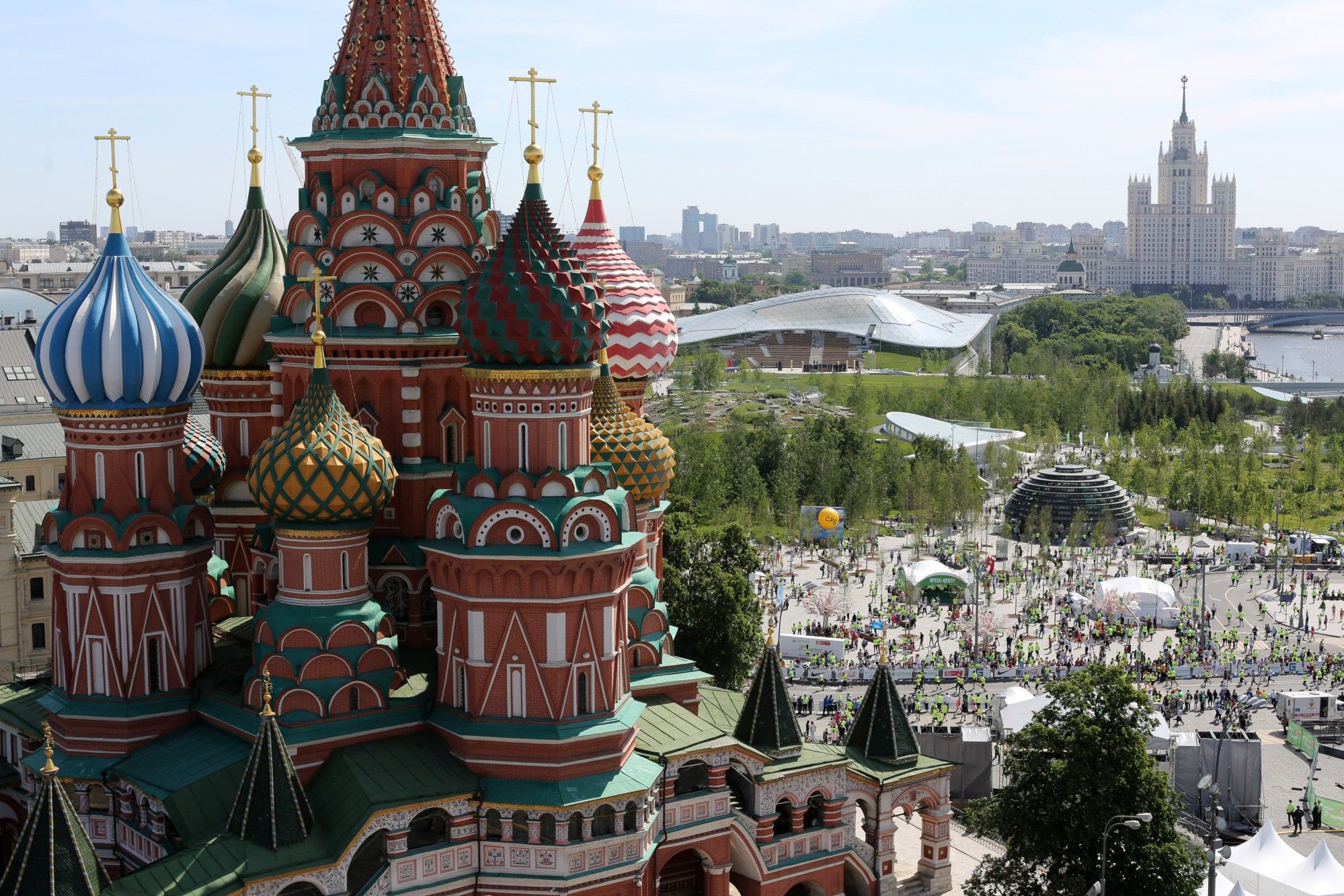 Putin impulsa a grupos militares privados ilegales en Rusia