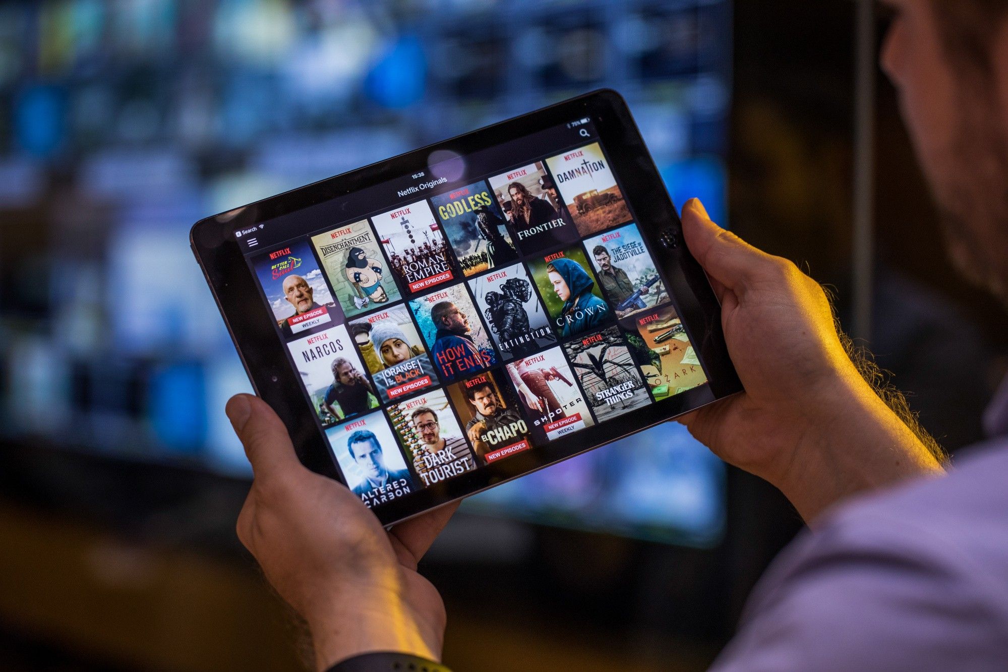 Netflix Awakens New Bear as Disney, AT&T Imperil Dominance (1)
