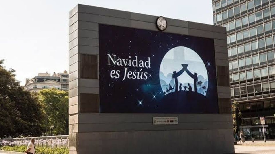 Polémica en las redes por la cartelería de la Ciudad con el mensaje: