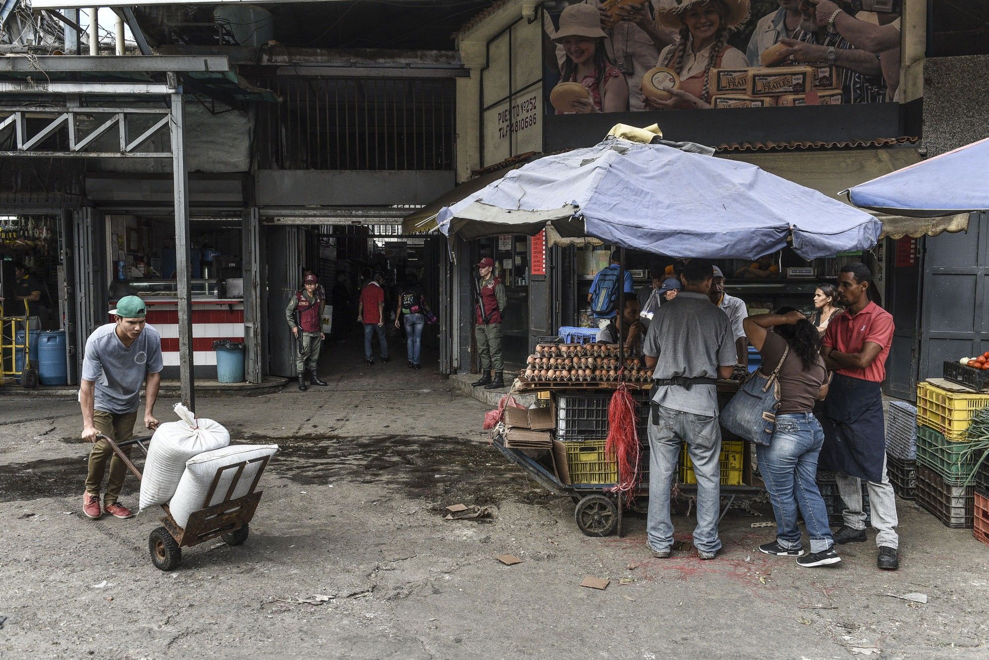 Venezuela Bondholders Gearing Up for Battle After Futile Year