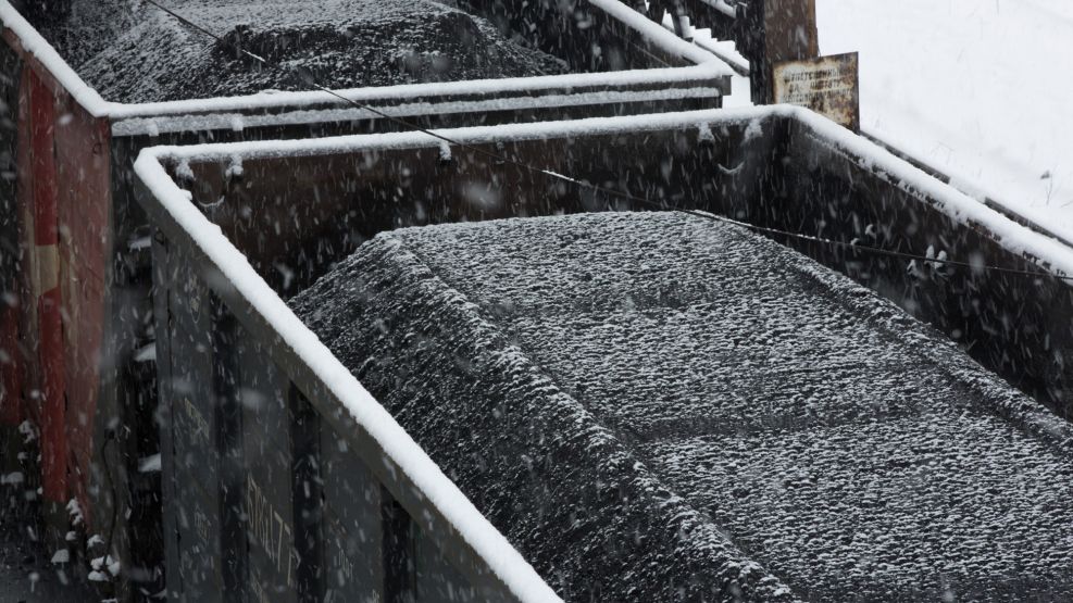 Coal Snared in Headwind as Traders Flee $300 Billion Market