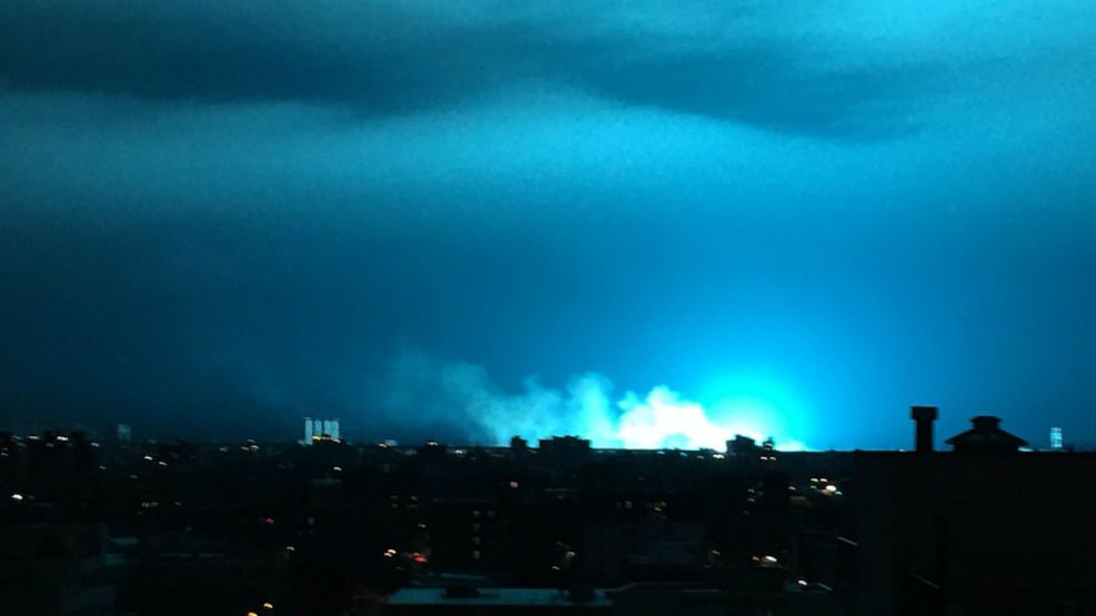 explosion luces azules nueva york