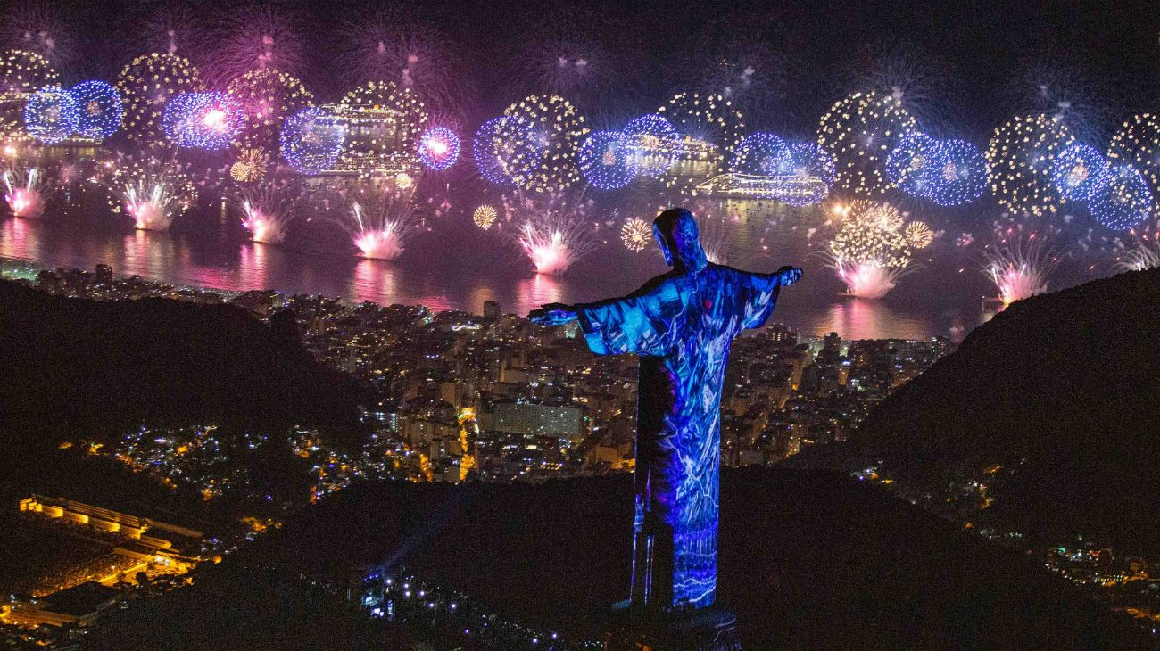 Los festejos en Río de Janeiro, Brasil, vistos desde el Cerro del Corcovado.