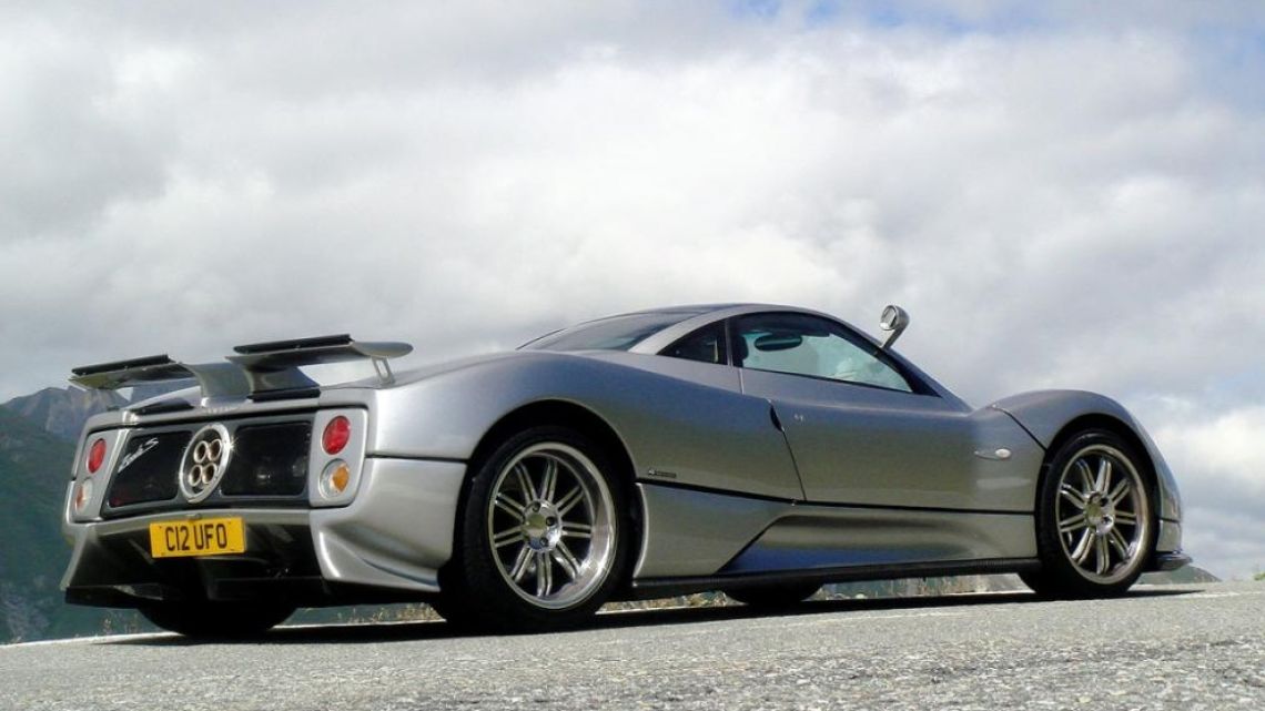 Parabrisas Dos D 233 Cadas De Pagani