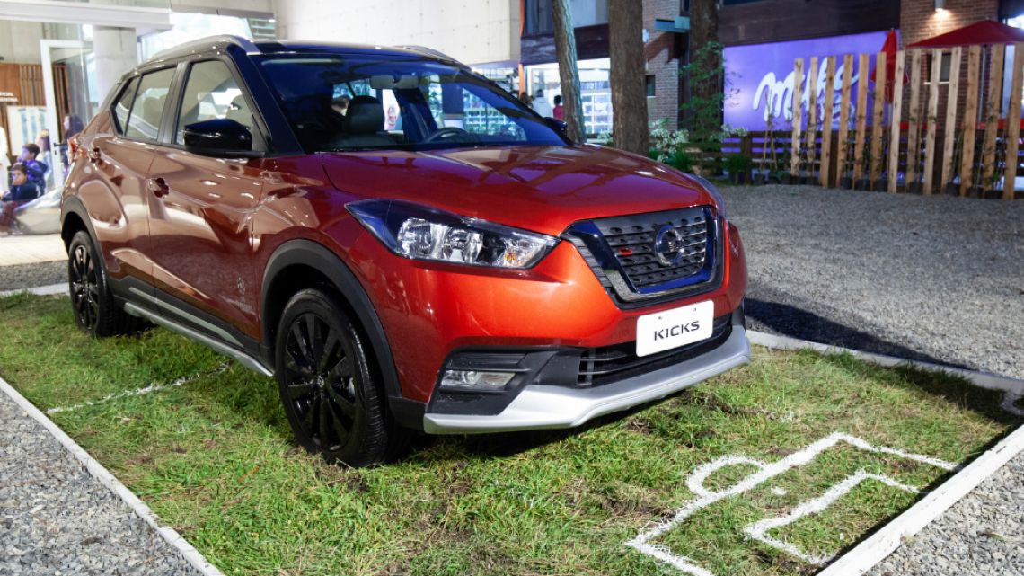 Parabrisas | Kicks UEFA Champions League, la nueva versión ...