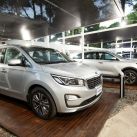 4-kia-carnival-en-carilo