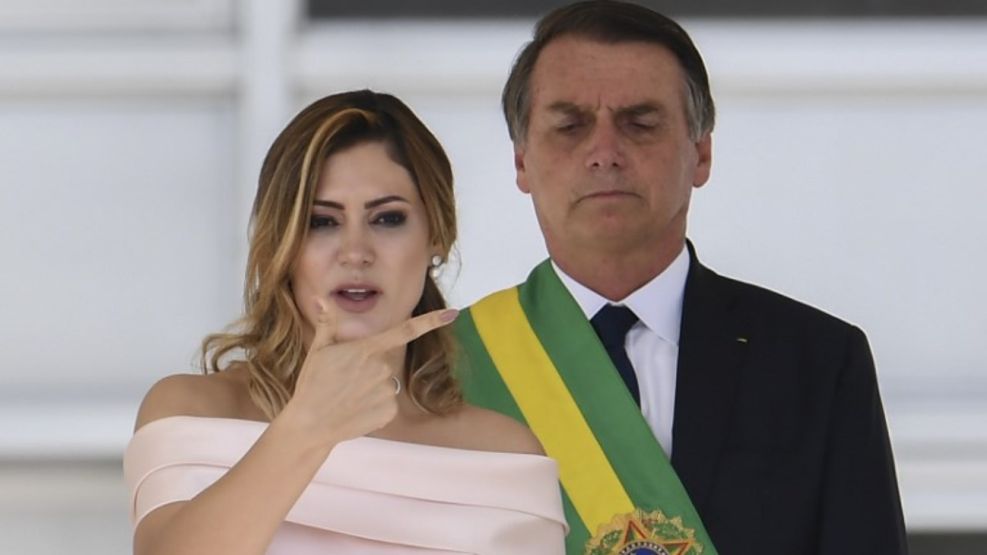 Michelle Bolsonaro lenguaje señas g_20190101