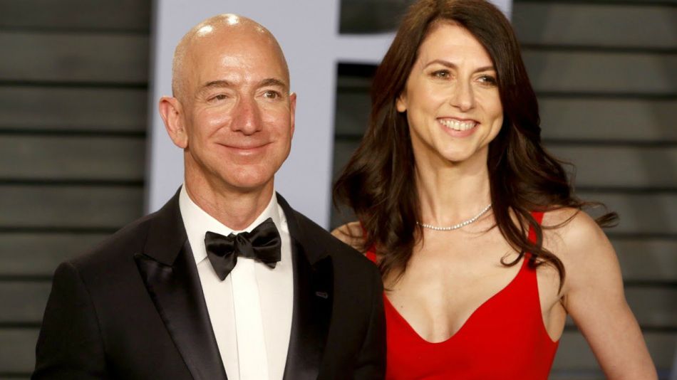 Jeff Bezos y MacKenzie S. Tuttle, en plan de divorcio.