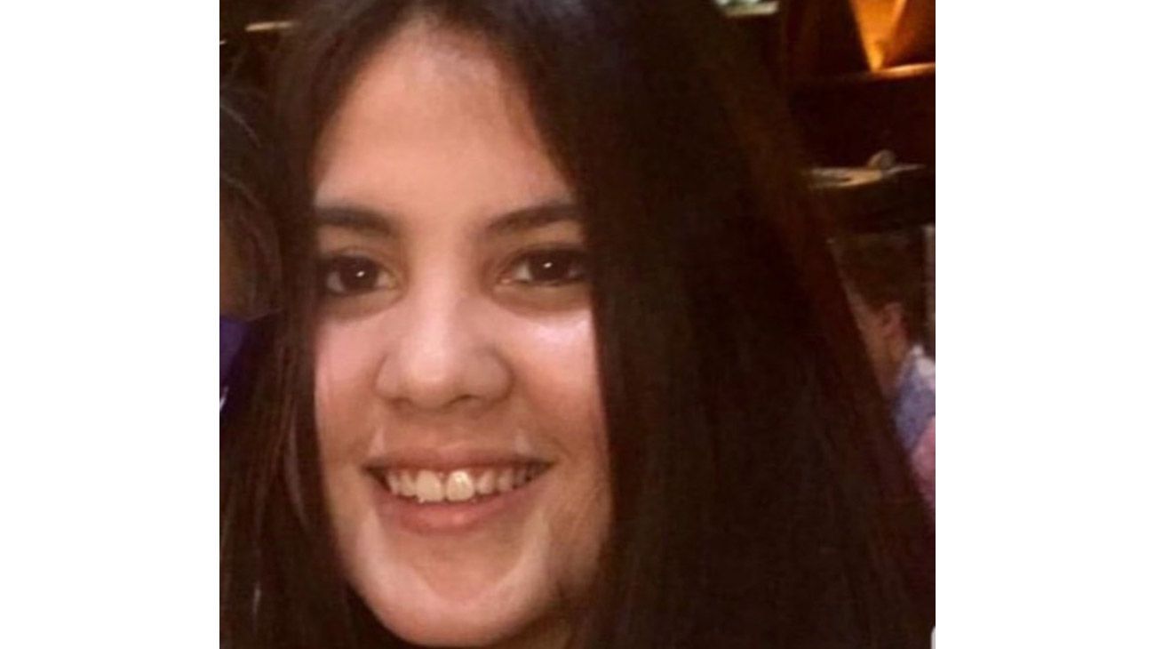 Buscan a una adolescente que se fue de su casa en Palermo. Michelle Médula. Tiene 15 años y el miércoles por la mañana se fue de su casa tras dsicutir con su familia.