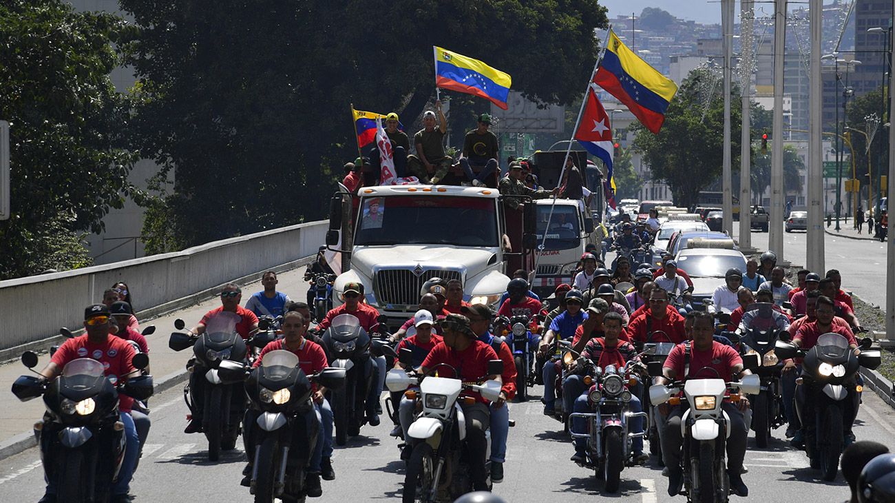 Venezuela dividida entre el presidente Nicolás Maduro y la opositora Asamblea Nacional. 
