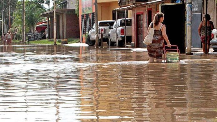 Four dead thousands evacuated in north Argentina floods Buenos