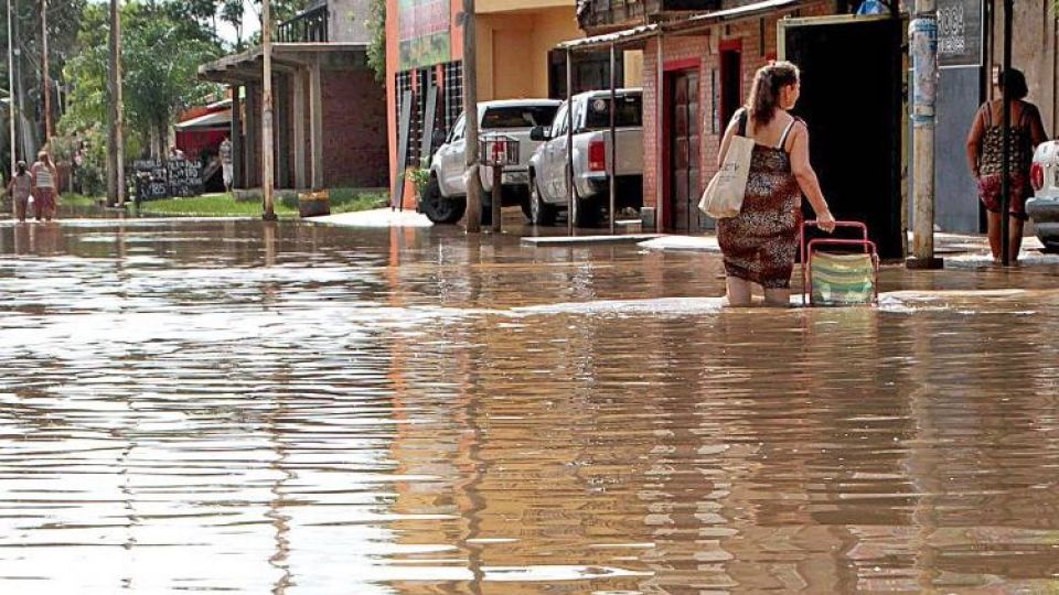 Four dead, thousands evacuated in north Argentina floods | Buenos Aires ...