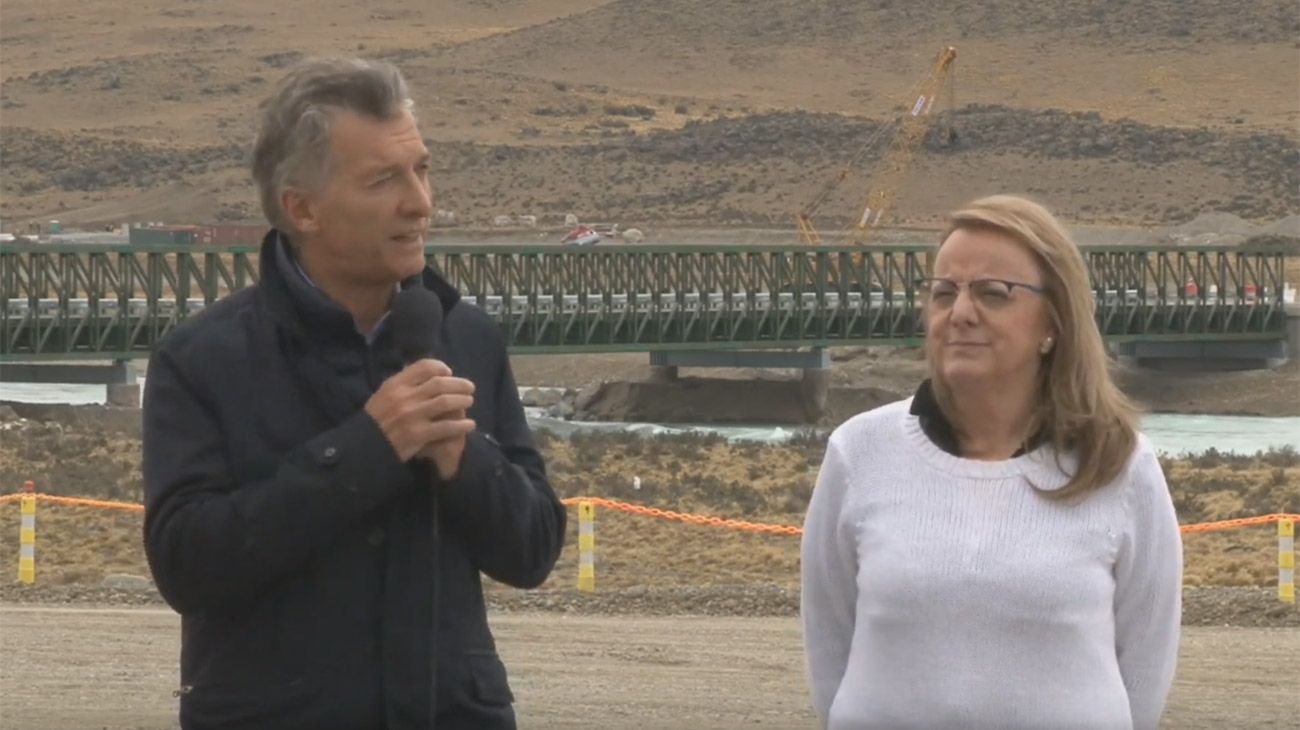 Macri visitó por primera vez Santa Cruz y participó de un acto junto a la gobernadora Alicia Kirchner.