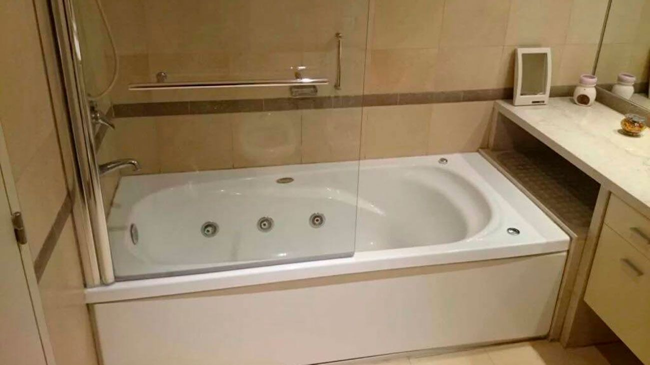 Junto al baño fue que apareció el cuerpo de Nisman.