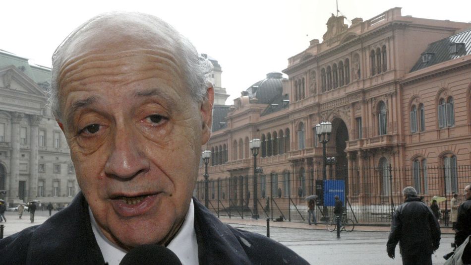 Lavagna, con la Rosada de fondo hace unos años. Una postal actual.