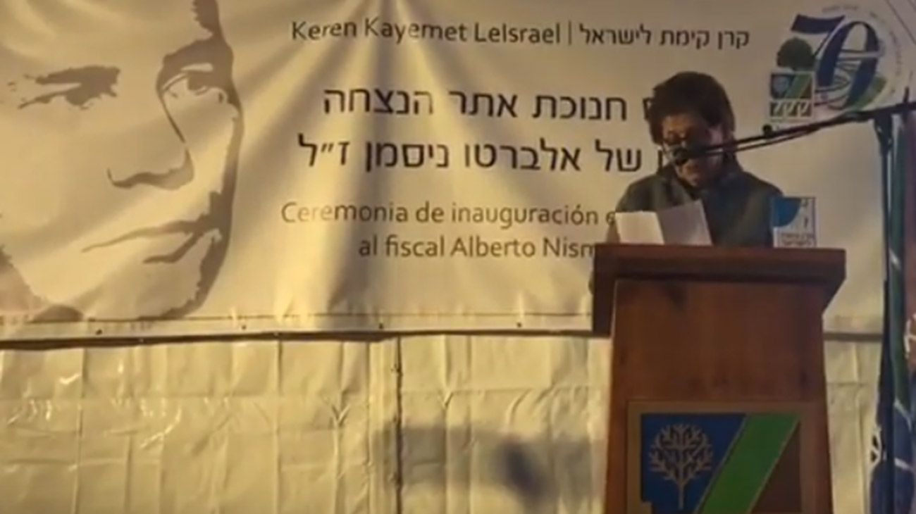 Inauguraron monumento al fiscal Alberto Nisman en Israel con la presencia de Sara Garfunkel madre del fiscal.