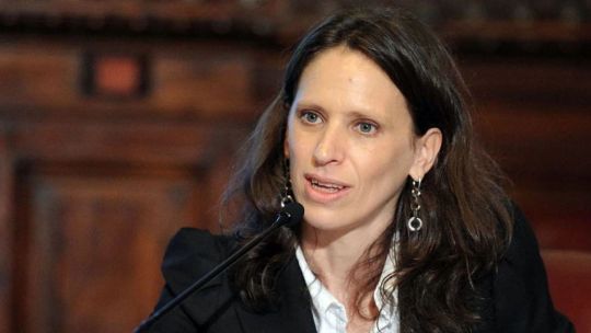 "Es importante que Argentina desarrolle una vinculación y cooperación con Estados Unidos en diversas áreas. Mi crítica a la gestión de Macri radica en la subordinación", sostiene