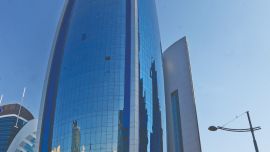 Vida de jeque árabe por unos días en lujosos hoteles y escapadas al desierto, entre arquitectura de vanguardia diseñada por starchitects. Cómo es vivir en este lugar.