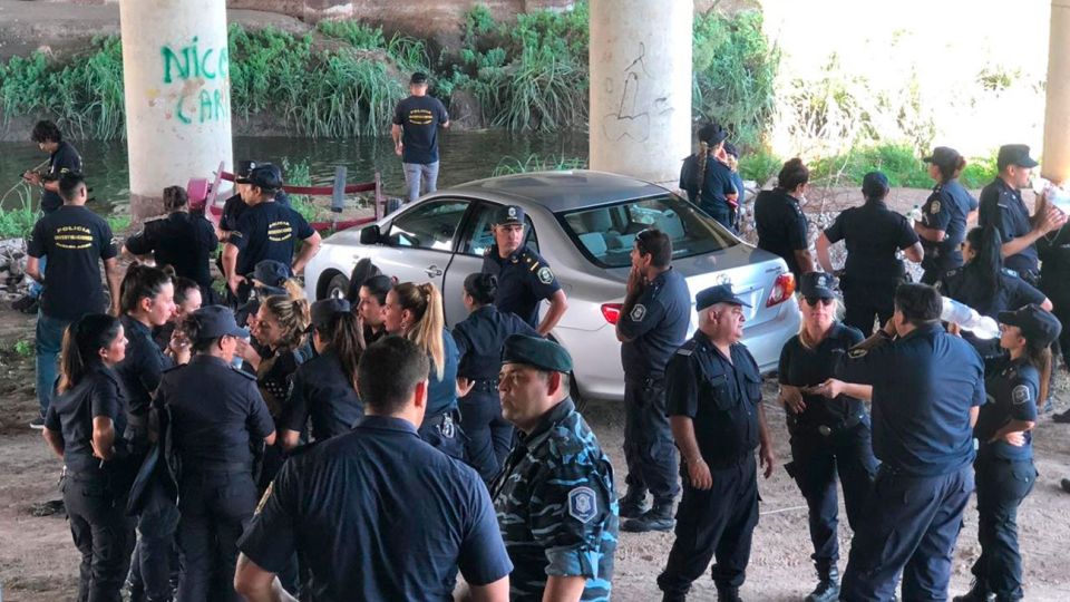Rastrillan las inmediaciones del arroyo Rodríguez, y los alrededores de la casa de Abel Campos en busca de la odontóloga Gissella Solis.