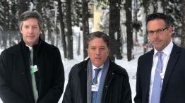 Dujovne y Sandleris en Davos