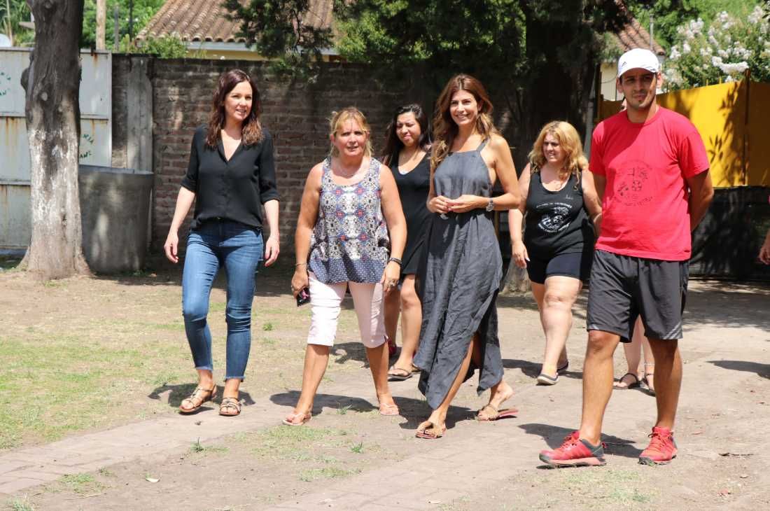 23 de enero de 2019 -Juliana Awada visitó el jueves 22/01 un Espacio de Primera Infancia (EPI) en el partido bonaerense de La Matanza. Su primera aparición pública después de las vacaciones en Villa La Angostura.