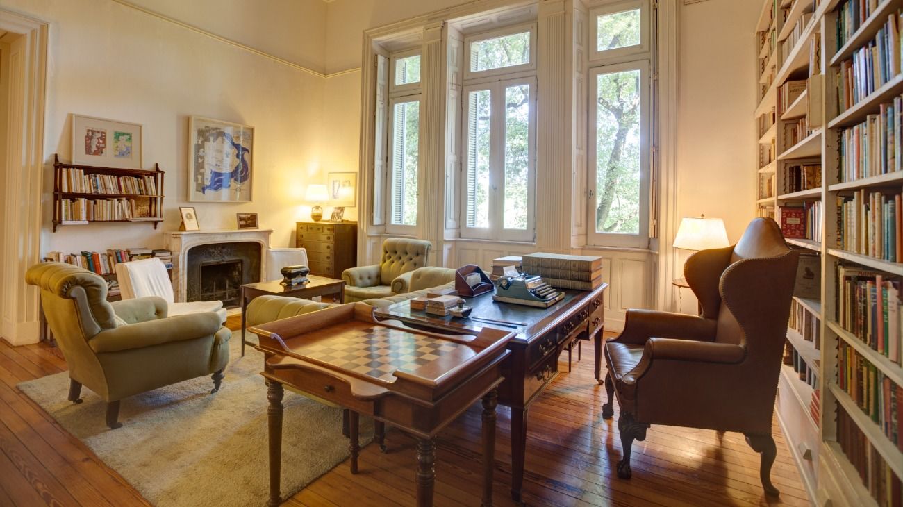 Biblioteca en Villa Ocampo.