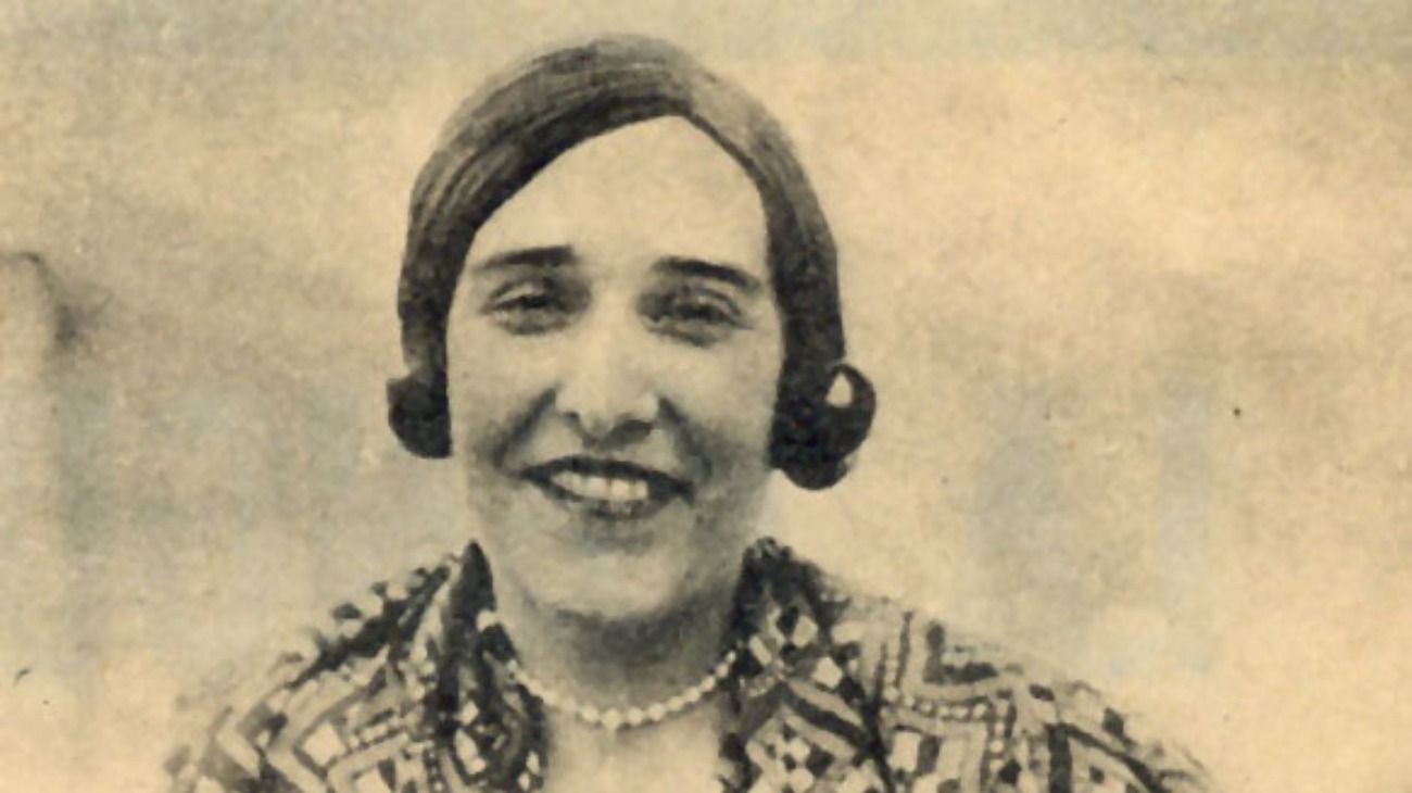 Victoria nació el 7 de abril de 1890 y fue la mayor de seis hermanas.