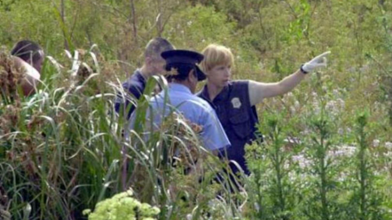  En diciembre de 2006, Jorge Torres (36) y Marcela Basualdo (28) fueron hallados asesinados en la Reserva Natural de Punta Lara.