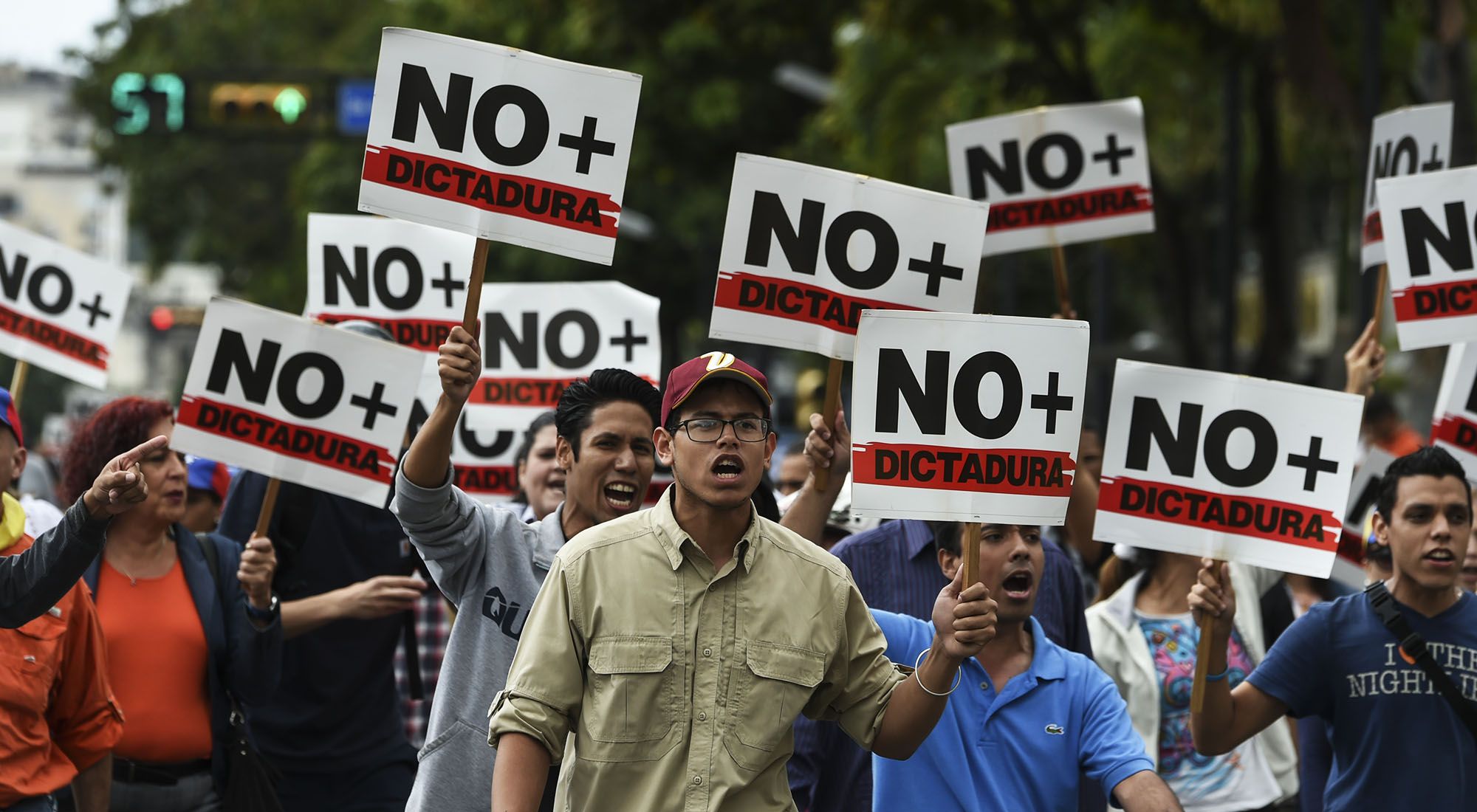 Nueva marcha opositora a Nicolas Maduro en Venezuela.