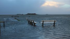 El invierno en Hallig Hooge, un islote en el Mar del Norte