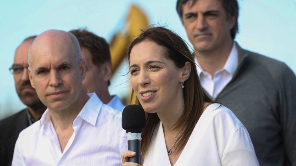 La gobernadora bonaerense, María Eugenia Vidal, junto al jefe de Gobierno porteño, Horacio Rodríguez Larreta.
