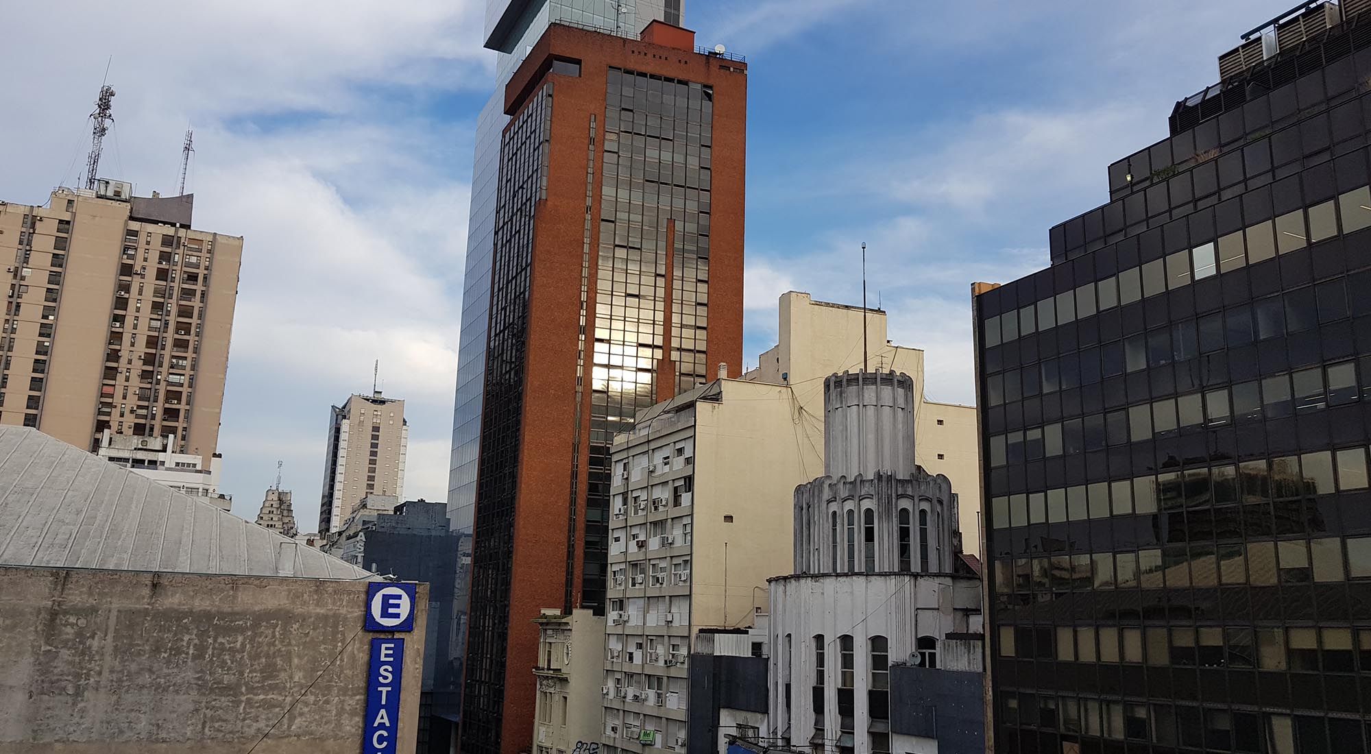 Incendio en hotel de la Av. Corrientes.