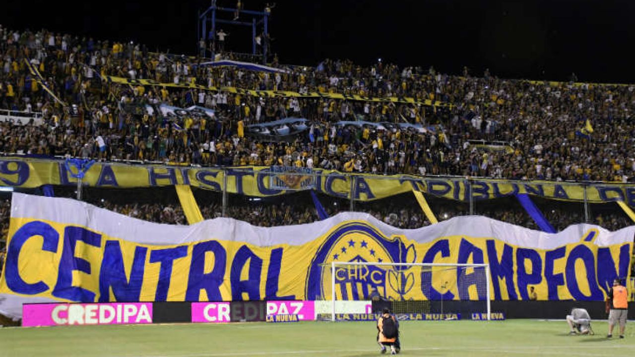 442 | Violento apriete barra al plantel de Rosario Central