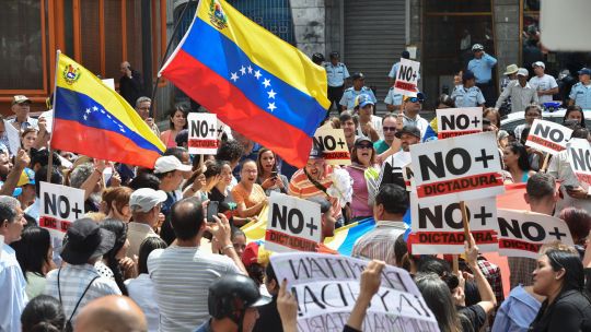 Interés. Las grandes potencias apoyan a Venezuela por la competencia geoestratégica.