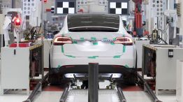 Tesla factory Model X