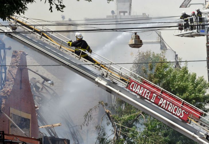 Incendio del 5 de febrero de 2014 cerca de las 8 de la mañana en el depósito de documentación ubicado en Azara 1245.