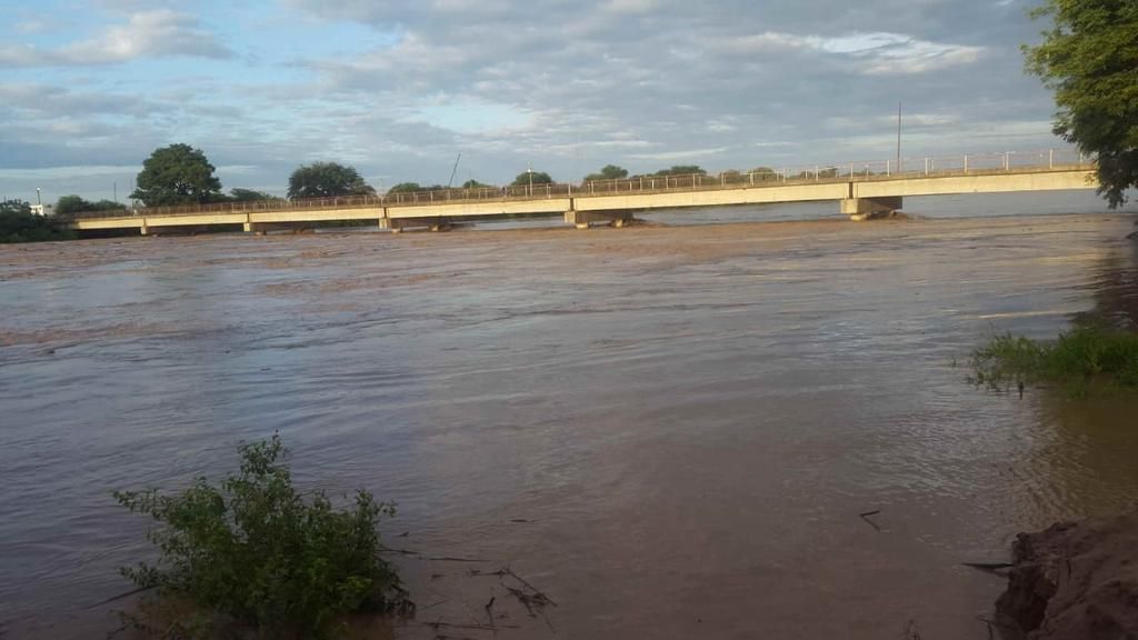 Crecida del río Pilcomayo provocó más de 100 evacuados.