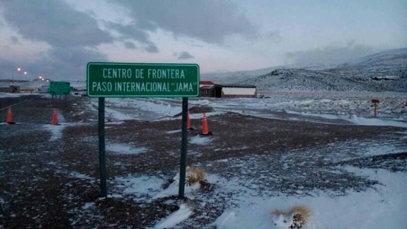 En pleno verano, la nieve llegó a algunas partes de Jujuy.